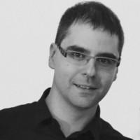 Miroslav Pejic támogató fejlesztő